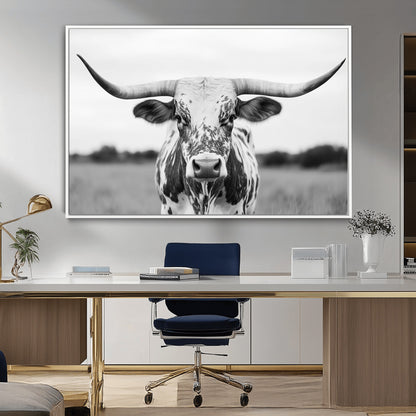 20272-MGV-CV-36X24-Texas Longhorn Wall Art – Black and White Cowboy Western Canvas Print, Rustic Farmhouse Cattle Photography Decor for Ranch, Barn