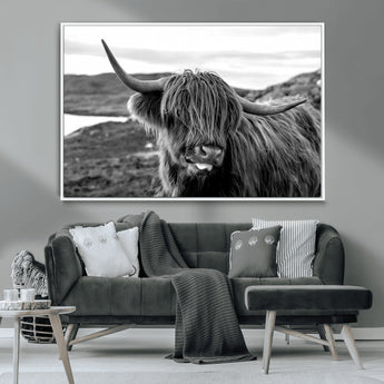 83810-MGV-CV-36X24-Highland Cow Wall Art – Black and White Highland Cattle Print, Rustic Farmhouse Animal Decor for Living Room or Office