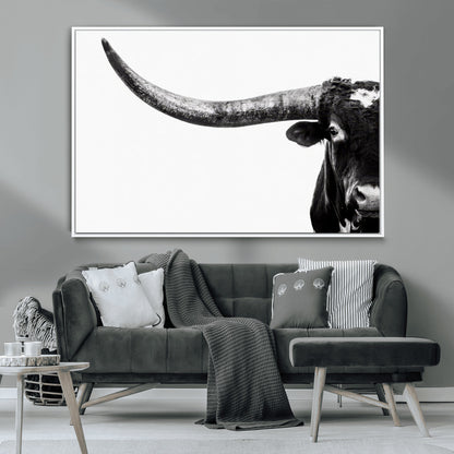 31699-MGV-CV-36X24-Longhorn Wall Art – Black and White Texas Longhorn Cow Canvas Print, Rustic Western Farmhouse Artwork for Living Room, Bedroom or