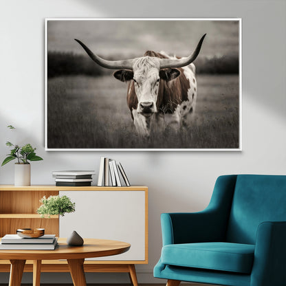 69238-MGV-CV-36X24-Longhorn Bull Wall Art – Rustic Black and White Texas Cattle Canvas Print, Western Farmhouse Animal Photography for Living Room,