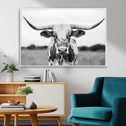 20272-MGV-CV-36X24-Texas Longhorn Wall Art – Black and White Cowboy Western Canvas Print, Rustic Farmhouse Cattle Photography Decor for Ranch, Barn