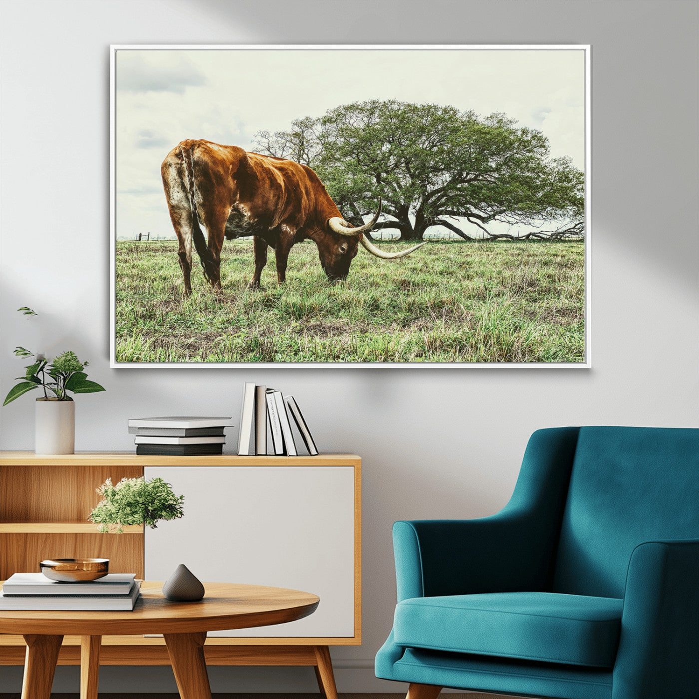 91866234-MGV-FC-36X24_White-Texas Longhorn Wall Art Canvas Print, Framed Rustic Ranch Art Picture Print, Western Cattle Perfect Rustic Farmhouse Decor Artwork