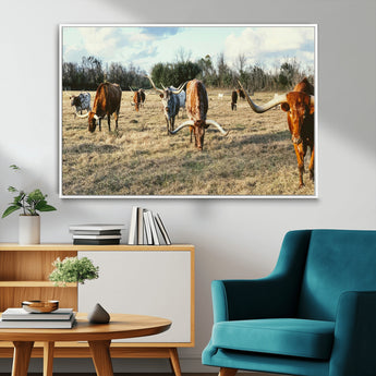 39144651-MGV-FC-36X24_White-Texas Longhorns Wall Art Canvas Print, Framed Rustic Farm Scene Art Picture Print, Western Cattle Perfect Rustic Farmhouse Decor