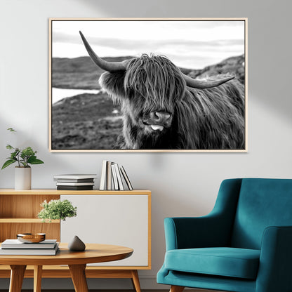 83810-MGV-CV-36X24-Highland Cow Wall Art – Black and White Highland Cattle Print, Rustic Farmhouse Animal Decor for Living Room or Office