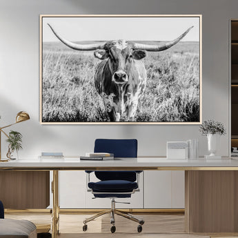 77320-MGV-CV-36X24-Texas Longhorn Wall Art – Black and White Western Cattle Canvas Print, Rustic Farmhouse Animal Photography Decor for Living Room,