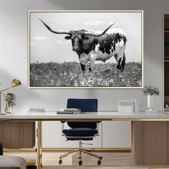94709-MGV-FC-36X24_Natural-Texas Longhorn Wall Art – Black and White Bull Photography Canvas Print, Western Farmhouse Wall Decor for Living Room, Office or