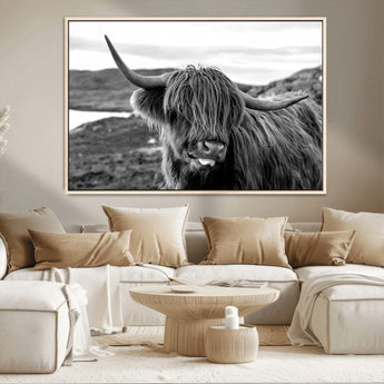 83810-MGV-CV-36X24-Highland Cow Wall Art – Black and White Highland Cattle Print, Rustic Farmhouse Animal Decor for Living Room or Office