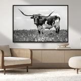 94709-MGV-CV-36X24-Texas Longhorn Wall Art – Black and White Bull Photography Canvas Print, Western Farmhouse Wall Decor for Living Room, Office or