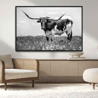 94709-MGV-CV-36X24-Texas Longhorn Wall Art – Black and White Bull Photography Canvas Print, Western Farmhouse Wall Decor for Living Room, Office or