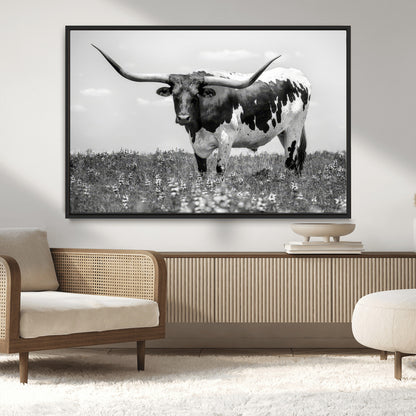 83785-MGV-CV-36X24-Texas Longhorn Wall Art Canvas Print, Framed Horned Bull Art Picture Print, Monochrome Cattle Perfect Rustic Western Decor Artwork