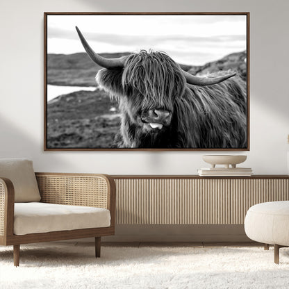 83810-MGV-CV-36X24-Highland Cow Wall Art – Black and White Highland Cattle Print, Rustic Farmhouse Animal Decor for Living Room or Office