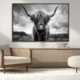 17924-MGV-FC-36X24_Walnut-Highland Cow Wall Art – Black and White Rustic Longhorn Cattle Canvas Print, Farmhouse Animal Photography Decor for Country Home