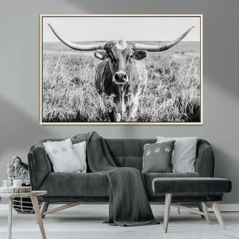 77320-MGV-CV-36X24-Texas Longhorn Wall Art – Black and White Western Cattle Canvas Print, Rustic Farmhouse Animal Photography Decor for Living Room,