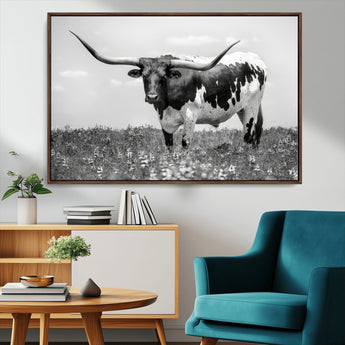 94709-MGV-CV-36X24-Texas Longhorn Wall Art – Black and White Bull Photography Canvas Print, Western Farmhouse Wall Decor for Living Room, Office or