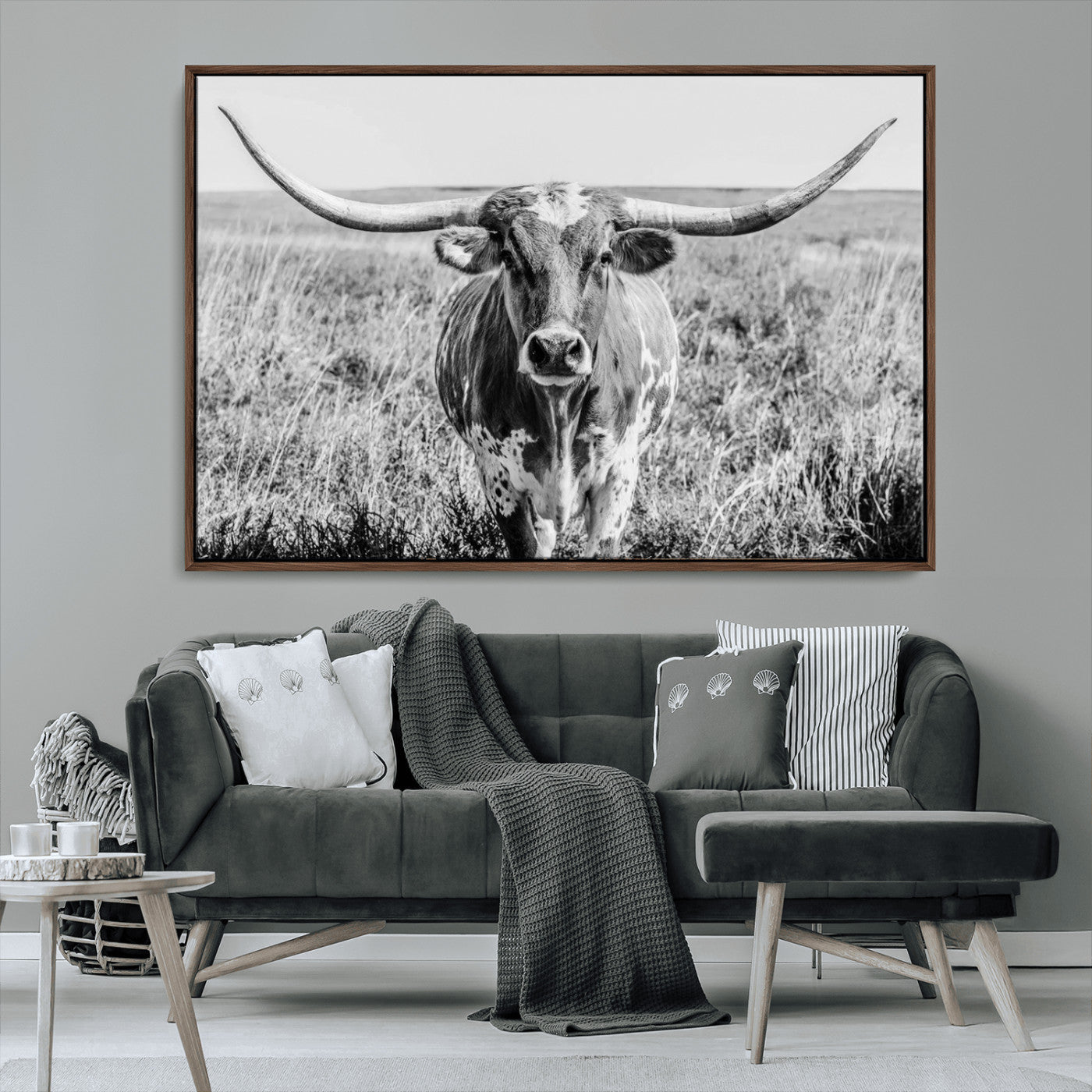 77320-MGV-CV-36X24-Texas Longhorn Wall Art – Black and White Western Cattle Canvas Print, Rustic Farmhouse Animal Photography Decor for Living Room,