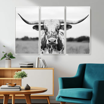 20272-MGV-CV-36X24-Texas Longhorn Wall Art – Black and White Cowboy Western Canvas Print, Rustic Farmhouse Cattle Photography Decor for Ranch, Barn