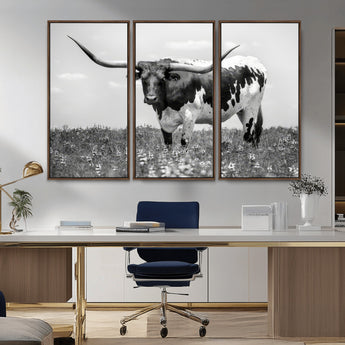 83785-MGV-CV-36X24-Texas Longhorn Wall Art Canvas Print, Framed Horned Bull Art Picture Print, Monochrome Cattle Perfect Rustic Western Decor Artwork