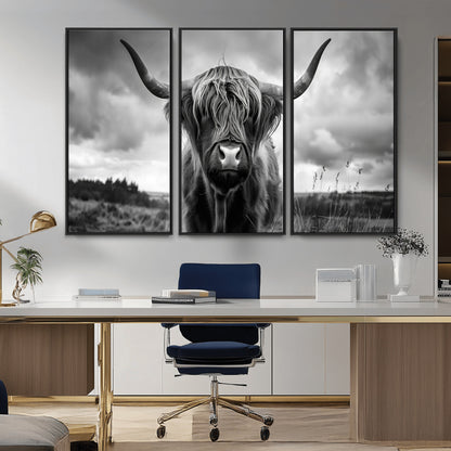 17924-MGV-FC-48X32-3P_Black-Highland Cow Wall Art – Black and White Rustic Longhorn Cattle Canvas Print, Farmhouse Animal Photography Decor for Country Home
