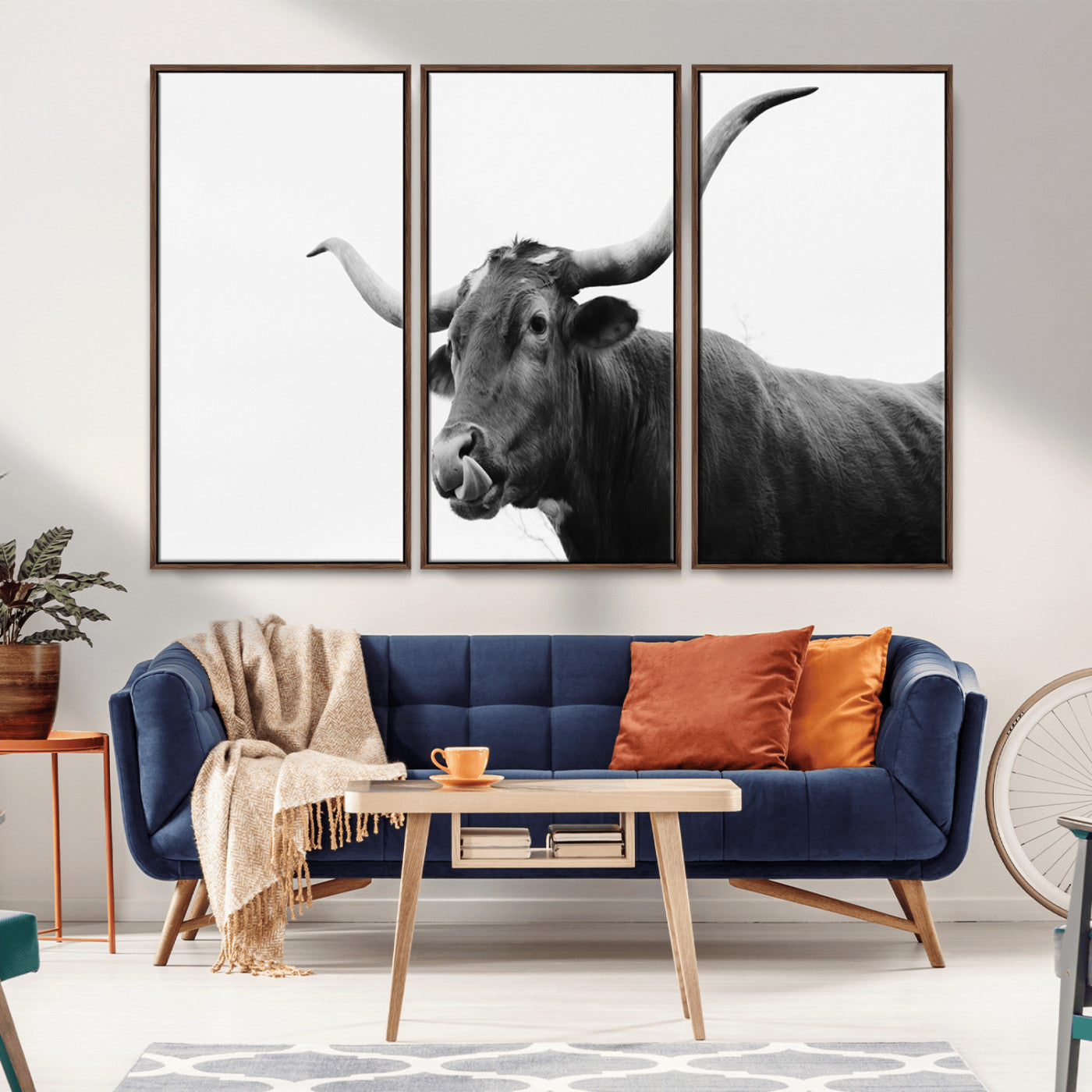 99244177-MGV-CV-36X24-Longhorn Photography Wall Art Canvas Print, Framed Western Cow Decor Art Picture Print, Black White Bull Perfect Modern Rustic