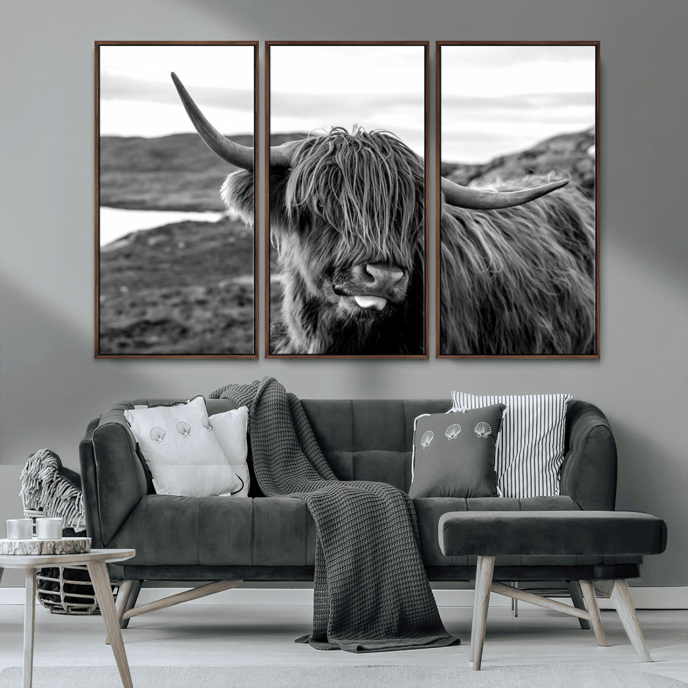 83810-MGV-CV-36X24-Highland Cow Wall Art – Black and White Highland Cattle Print, Rustic Farmhouse Animal Decor for Living Room or Office