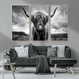 17924-MGV-CV-36X24-Highland Cow Wall Art – Black and White Rustic Longhorn Cattle Canvas Print, Farmhouse Animal Photography Decor for Country Home