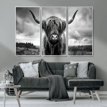 17924-MGV-CV-36X24-Highland Cow Wall Art – Black and White Rustic Longhorn Cattle Canvas Print, Farmhouse Animal Photography Decor for Country Home