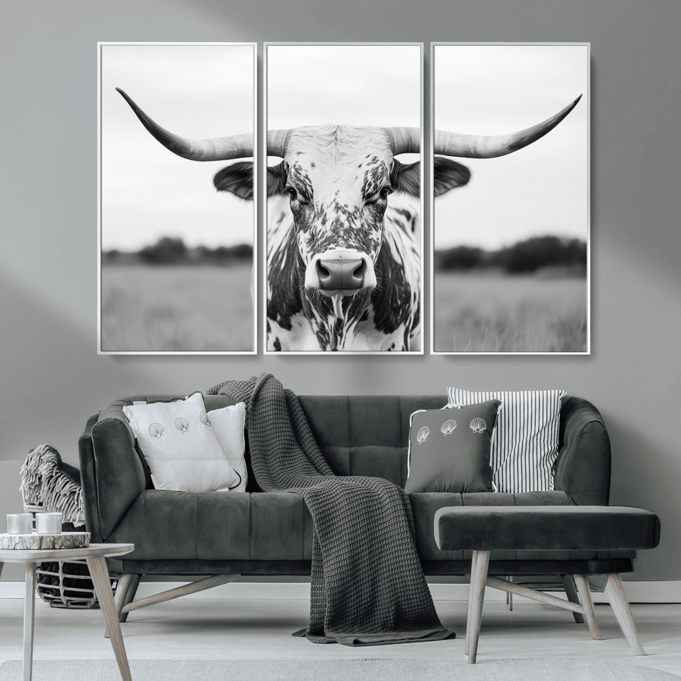 20272-MGV-CV-36X24-Texas Longhorn Wall Art – Black and White Cowboy Western Canvas Print, Rustic Farmhouse Cattle Photography Decor for Ranch, Barn