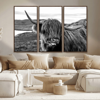 83810-MGV-CV-36X24-Highland Cow Wall Art – Black and White Highland Cattle Print, Rustic Farmhouse Animal Decor for Living Room