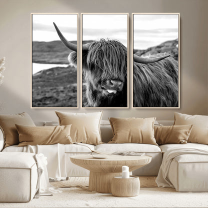 83810-MGV-CV-36X24-Highland Cow Wall Art – Black and White Highland Cattle Print, Rustic Farmhouse Animal Decor for Living Room