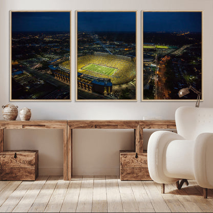 52519-MGV-CV-36X24-Michigan Football Stadium Wall Art Canvas Print, Framed Michigan Stadium Art Picture Print, Michigan Wolverines Field Perfect