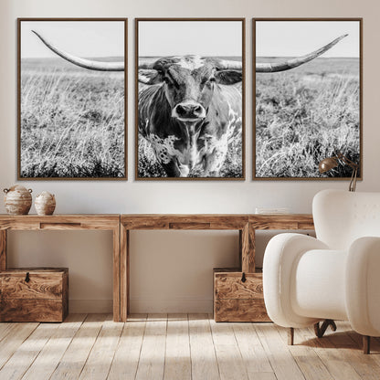 77320-MGV-CV-36X24-Texas Longhorn Wall Art – Black and White Western Cattle Canvas Print, Rustic Farmhouse Animal Photography Decor for Living Room,