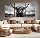 17924-MGV-CV-36X24-Highland Cow Wall Art – Black and White Rustic Longhorn Cattle Canvas Print, Farmhouse Animal Photography Decor for Country Home