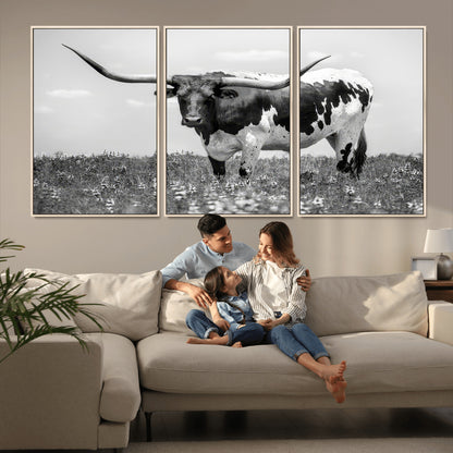 83785-MGV-CV-36X24-Texas Longhorn Wall Art Canvas Print, Framed Horned Bull Art Picture Print, Monochrome Cattle Perfect Rustic Western Decor Artwork