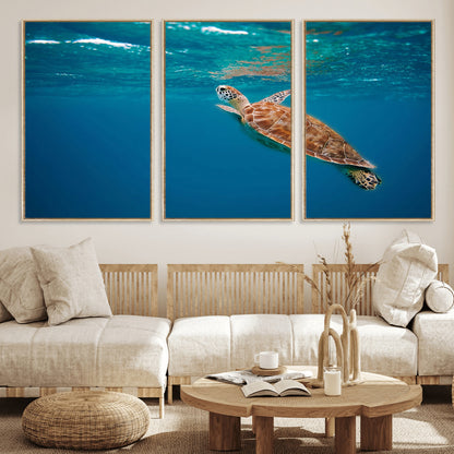 91440-MGV-CV-36X24-Sea Turtle Wall Art – Ocean Turtle Canvas Print, Underwater Marine Life Decor for Living Room, Office, Beach House or Bathroom