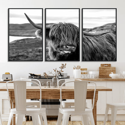 83810-MGV-CV-36X24-Highland Cow Wall Art – Black and White Highland Cattle Print, Rustic Farmhouse Animal Decor for Living Room or Office