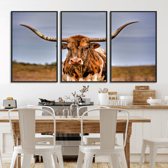 18594-MGV-CV-36X24-Texas Longhorn Bull Wall Art – Rustic Western Cattle Canvas Print, Country Farmhouse Decor for Living Room, Office or Cabin
