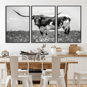 94709-MGV-CV-36X24-Texas Longhorn Wall Art – Black and White Bull Photography Canvas Print, Western Farmhouse Wall Decor for Living Room, Office or