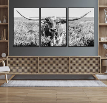 77320-MGV-CV-36X24-Texas Longhorn Wall Art – Black and White Western Cattle Canvas Print, Rustic Farmhouse Animal Photography Decor for Living Room,