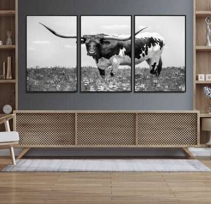 83785-MGV-CV-36X24-Texas Longhorn Wall Art Canvas Print, Framed Horned Bull Art Picture Print, Monochrome Cattle Perfect Rustic Western Decor Artwork