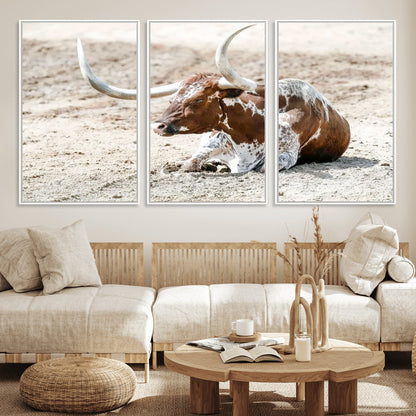 89096667-MGV-CV-36X24-Texas Longhorn Wall Art – Rustic Western Canvas Print, Cattle Photography Decor for Ranch House, Living Room, Office, Man Cave