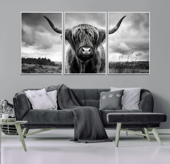 17924-MGV-CV-36X24-Highland Cow Wall Art – Black and White Rustic Longhorn Cattle Canvas Print, Farmhouse Animal Photography Decor for Country Home