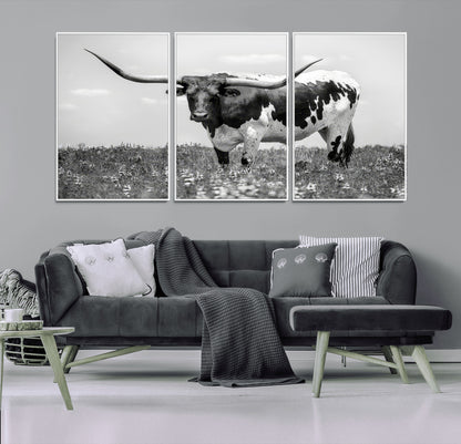 94709-MGV-CV-36X24-Texas Longhorn Wall Art – Black and White Bull Photography Canvas Print, Western Farmhouse Wall Decor for Living Room, Office or