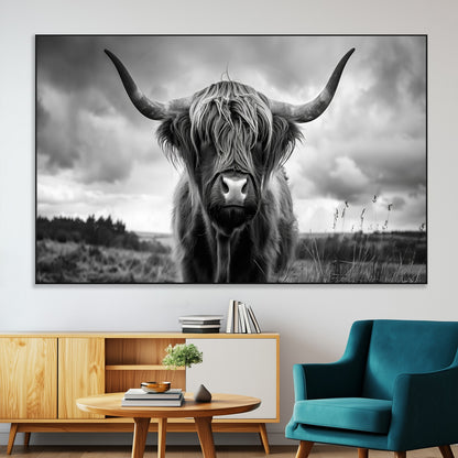 17924-MGV-CV-36X24-Highland Cow Wall Art – Black and White Rustic Longhorn Cattle Canvas Print, Farmhouse Animal Photography Decor for Country Home