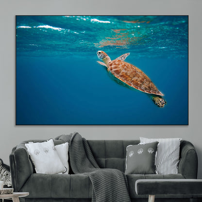 91440-MGV-CV-36X24-Sea Turtle Wall Art – Ocean Turtle Canvas Print, Underwater Marine Life Decor for Living Room, Office, Beach House or Bathroom