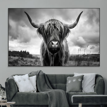 17924-MGV-CV-36X24-Highland Cow Wall Art – Black and White Rustic Longhorn Cattle Canvas Print, Farmhouse Animal Photography Decor for Country Home