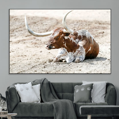89096667-MGV-CV-36X24-Texas Longhorn Wall Art – Rustic Western Canvas Print, Cattle Photography Decor for Ranch House, Living Room, Office, Man Cave