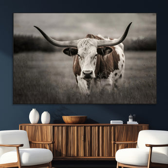 69238-SEG-FC-51X34_Oversize_Oversize-Longhorn Bull Wall Art – Rustic Black and White Texas Cattle Canvas Print, Western Farmhouse Animal Photography for Living Room,