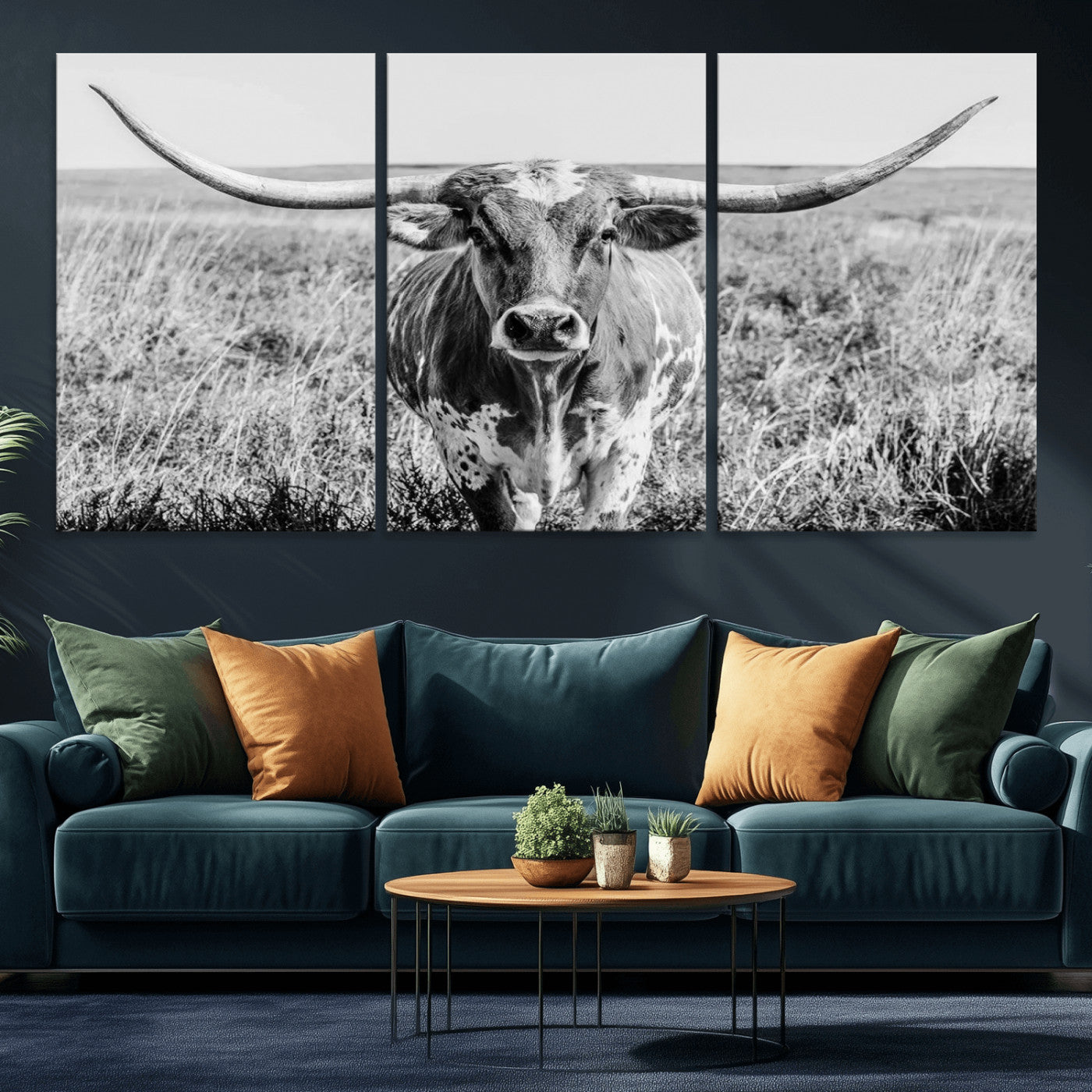 77320-MGV-CV-36X24-Texas Longhorn Wall Art – Black and White Western Cattle Canvas Print, Rustic Farmhouse Animal Photography Decor for Living Room,