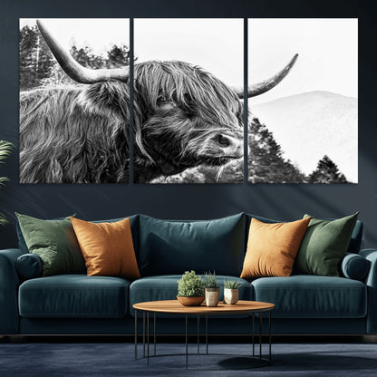 61570-MGV-CV-36X24-Highland Cow Wall Art – Black and White Scottish Bull Canvas Print, Rustic Farmhouse Animal Decor for Living Room, Bedroom, or