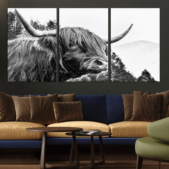 61570-MGV-CV-36X24-Highland Cow Wall Art – Black and White Scottish Bull Canvas Print, Rustic Farmhouse Animal Decor for Living Room, Bedroom, or